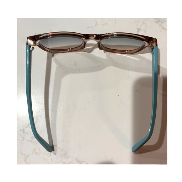 Salvatore Ferragamo SF834S Sunglasses - Picture 5 of 7